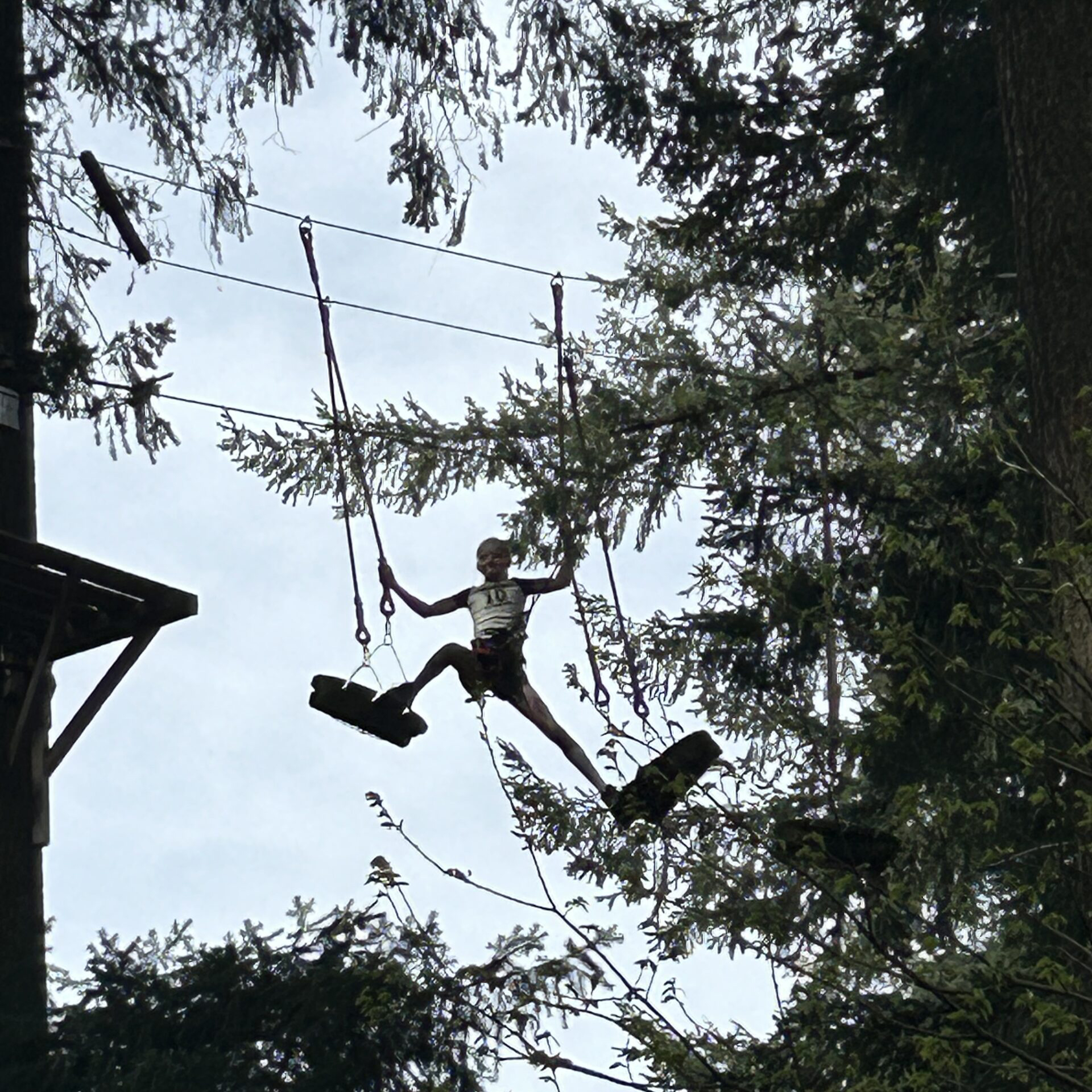 Camping-Les-Suchères-Guus-in-boom-vierkant